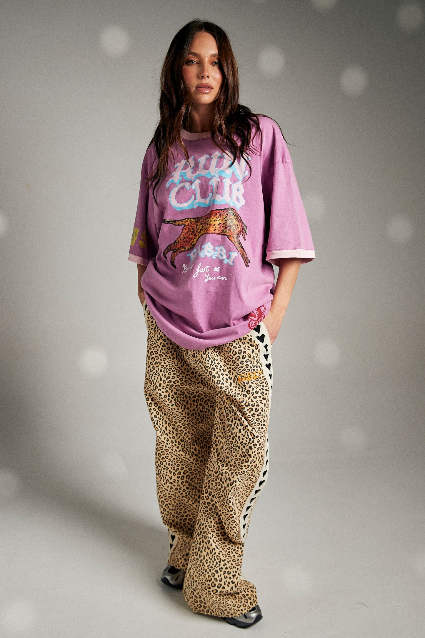 Sabbi - The Run Club Tee - Pink