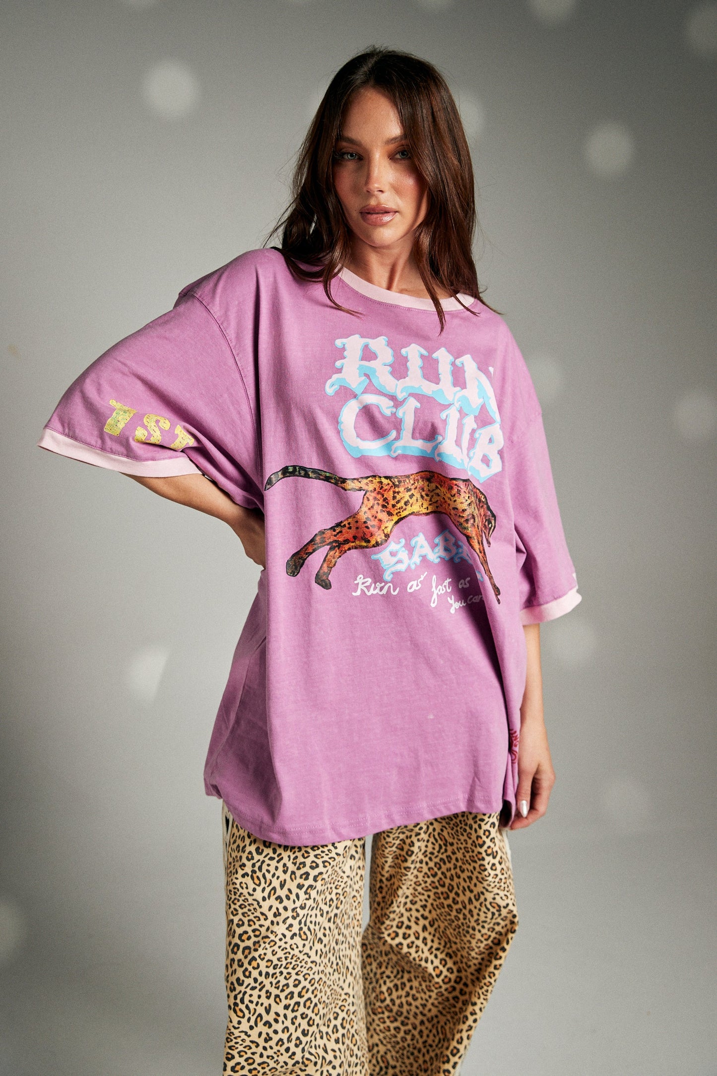Sabbi - The Run Club Tee - Pink