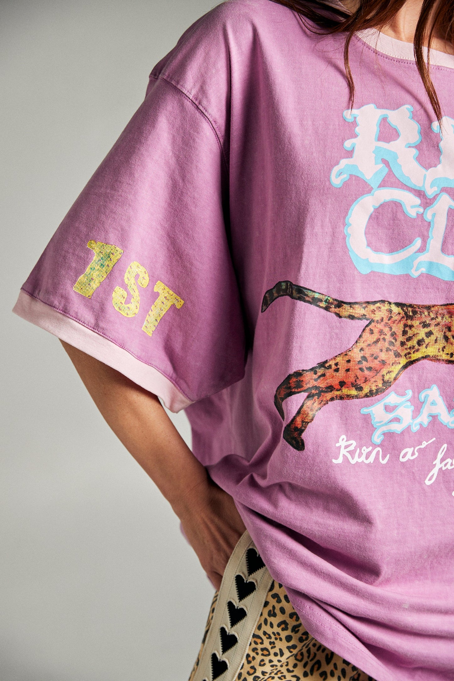 Sabbi - The Run Club Tee - Pink
