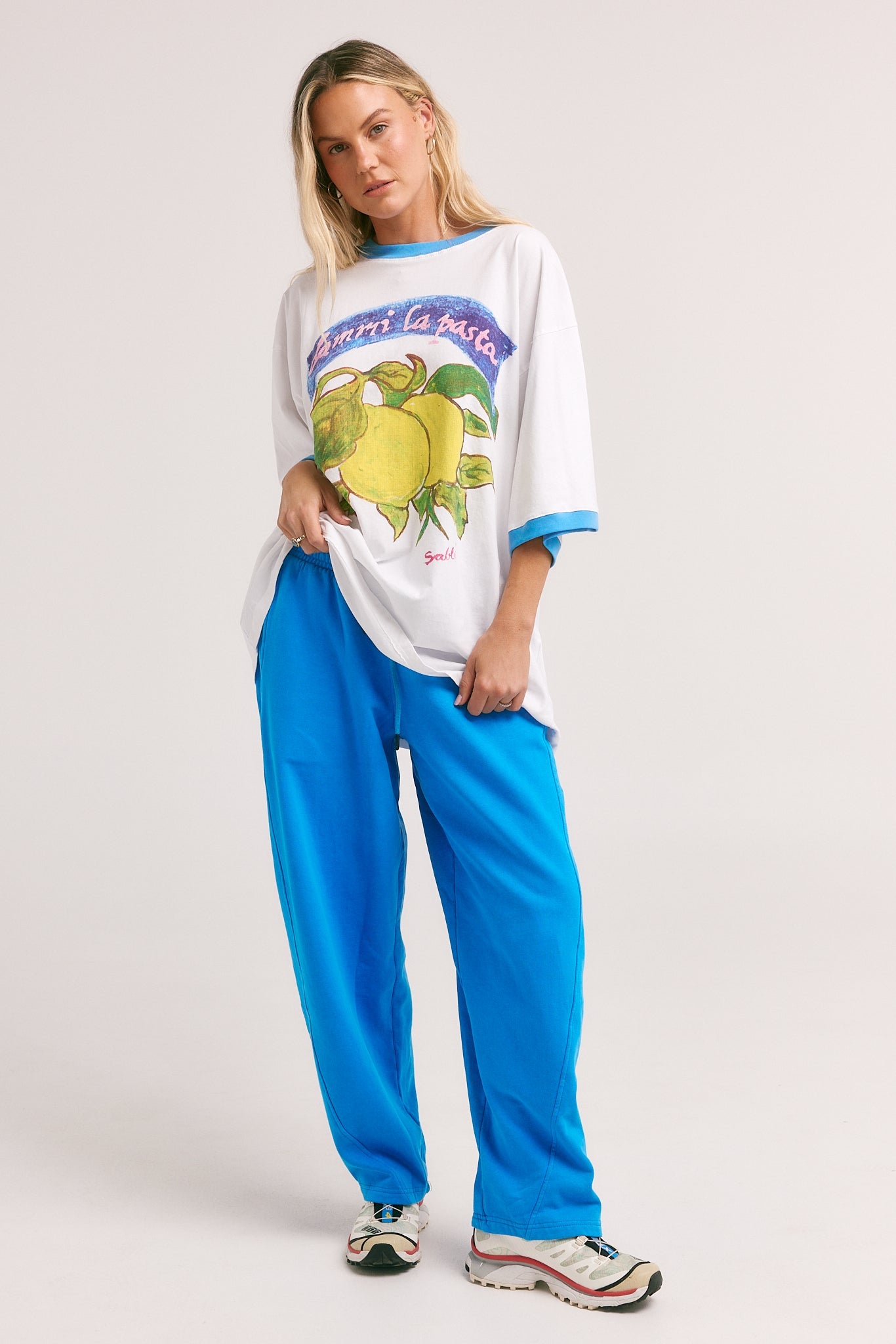Sabbi - The Very Oversized Feed Me Pasta Tee