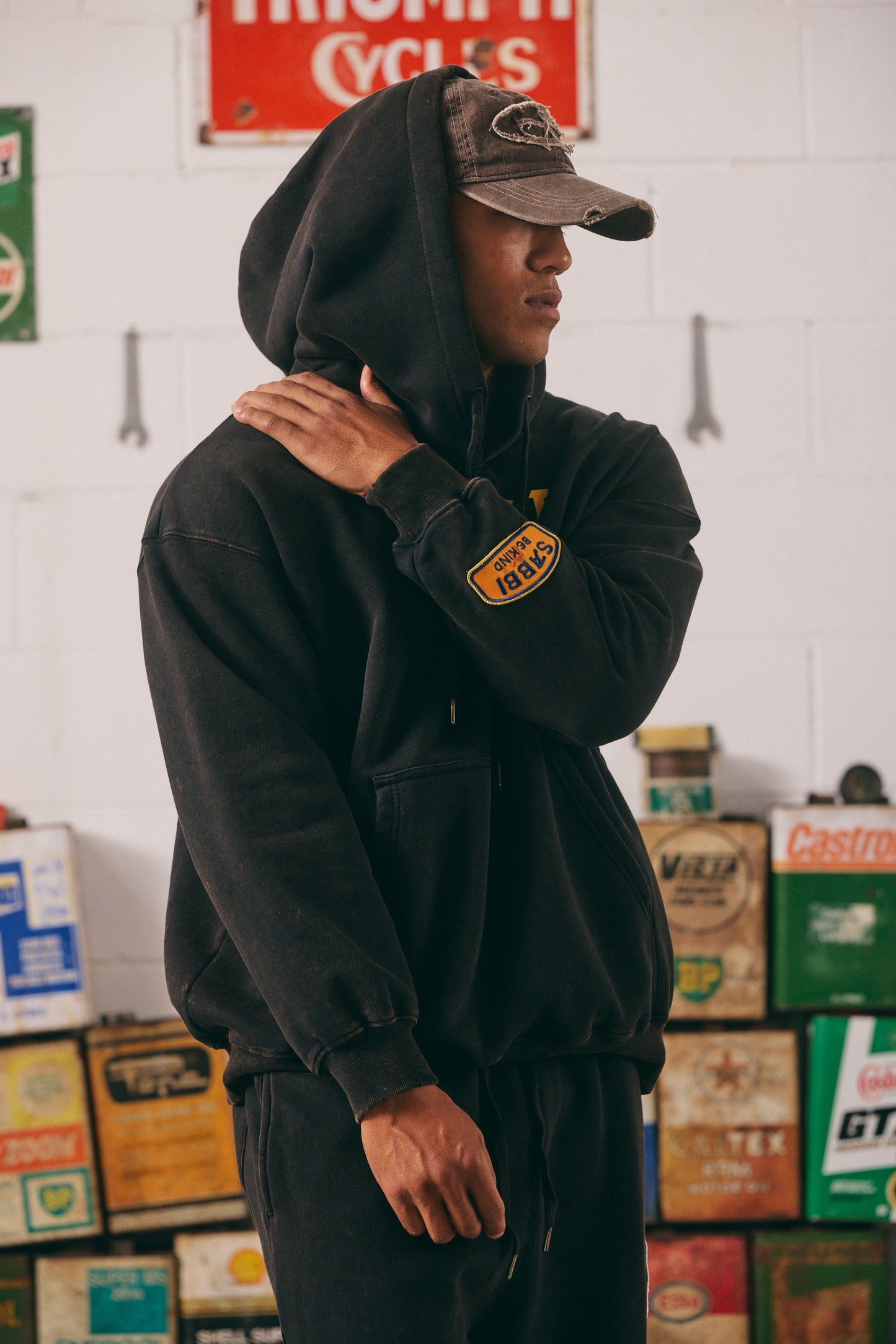 Sabbi - The Be Kind Hoodie - Acid Wash Black