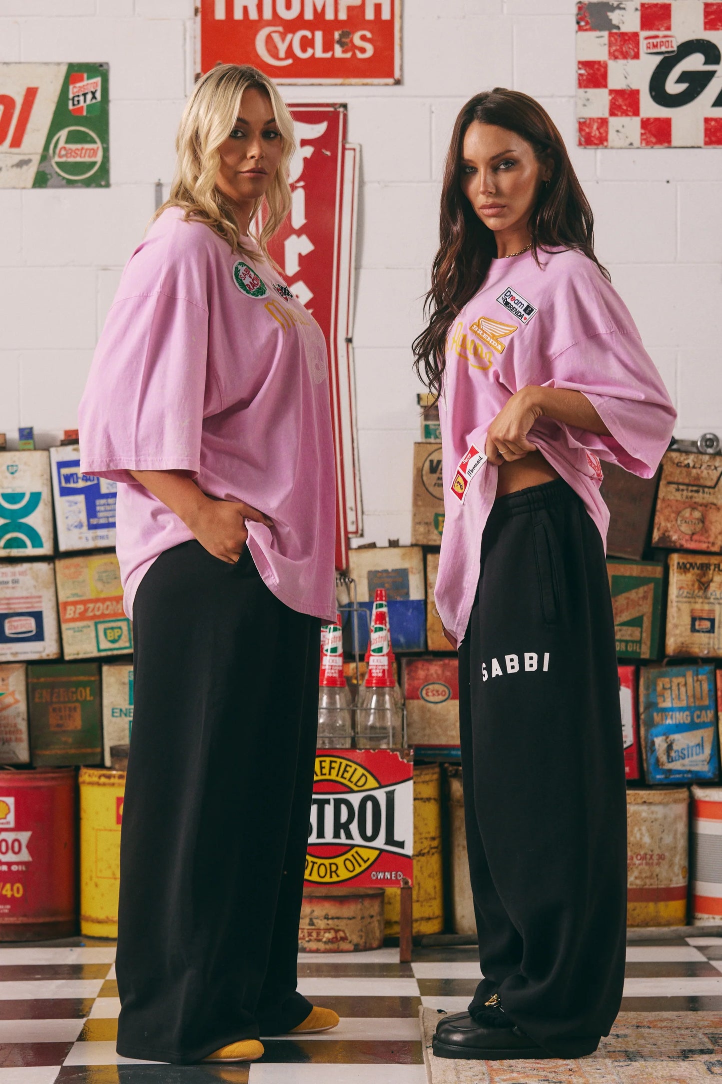 Sabbi - The Very Oversized Racing Badge Tee - Pink