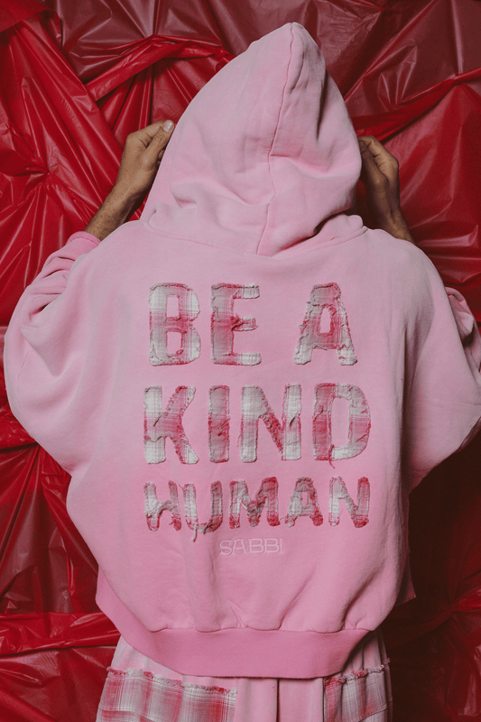 Sabbi - THE BE A KIND HUMAN HOODIE - PINK
