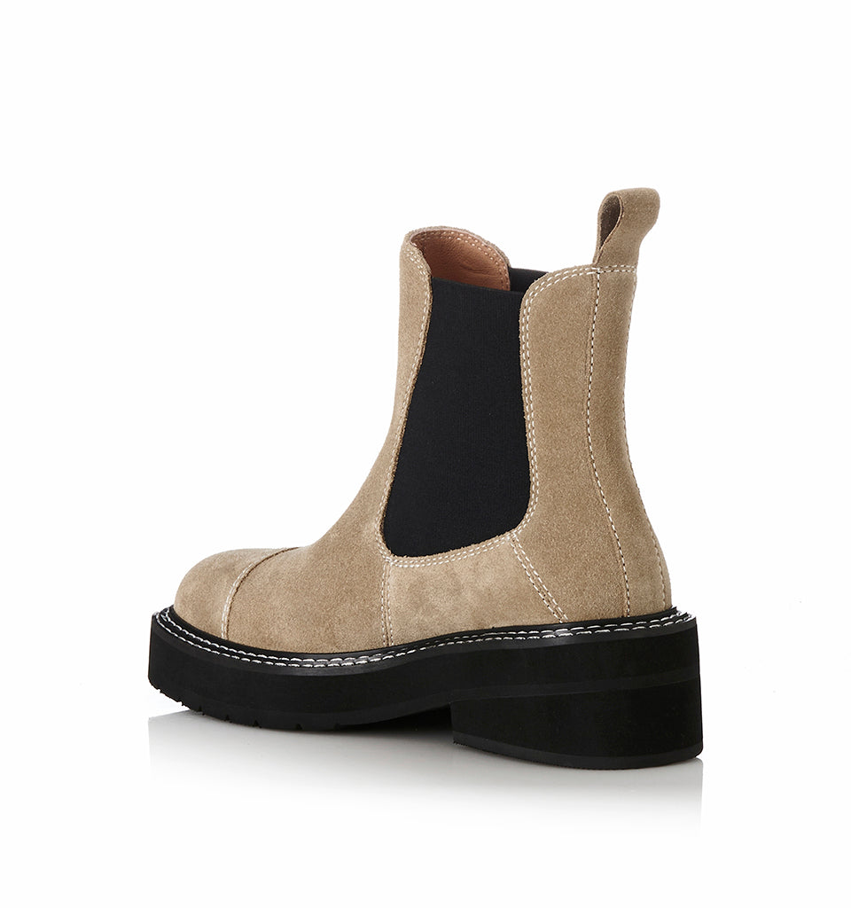 Alias Mae - Ebony - Natural Suede