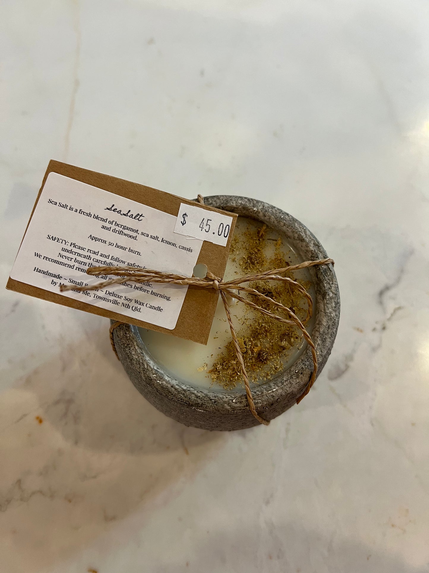 Moe and Me - Floral Candle - SeaSalt