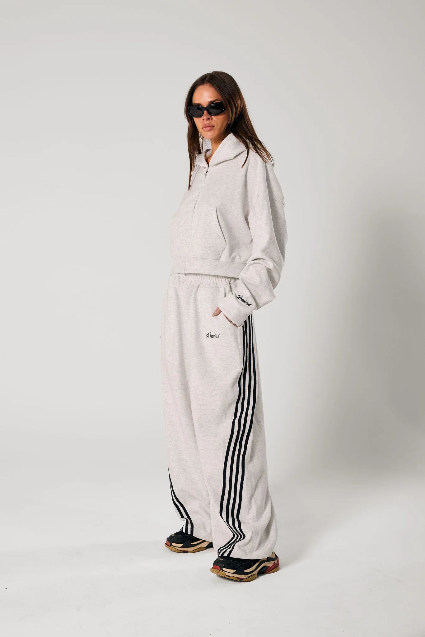 Ssaint - Cropped Hoodie - Grey