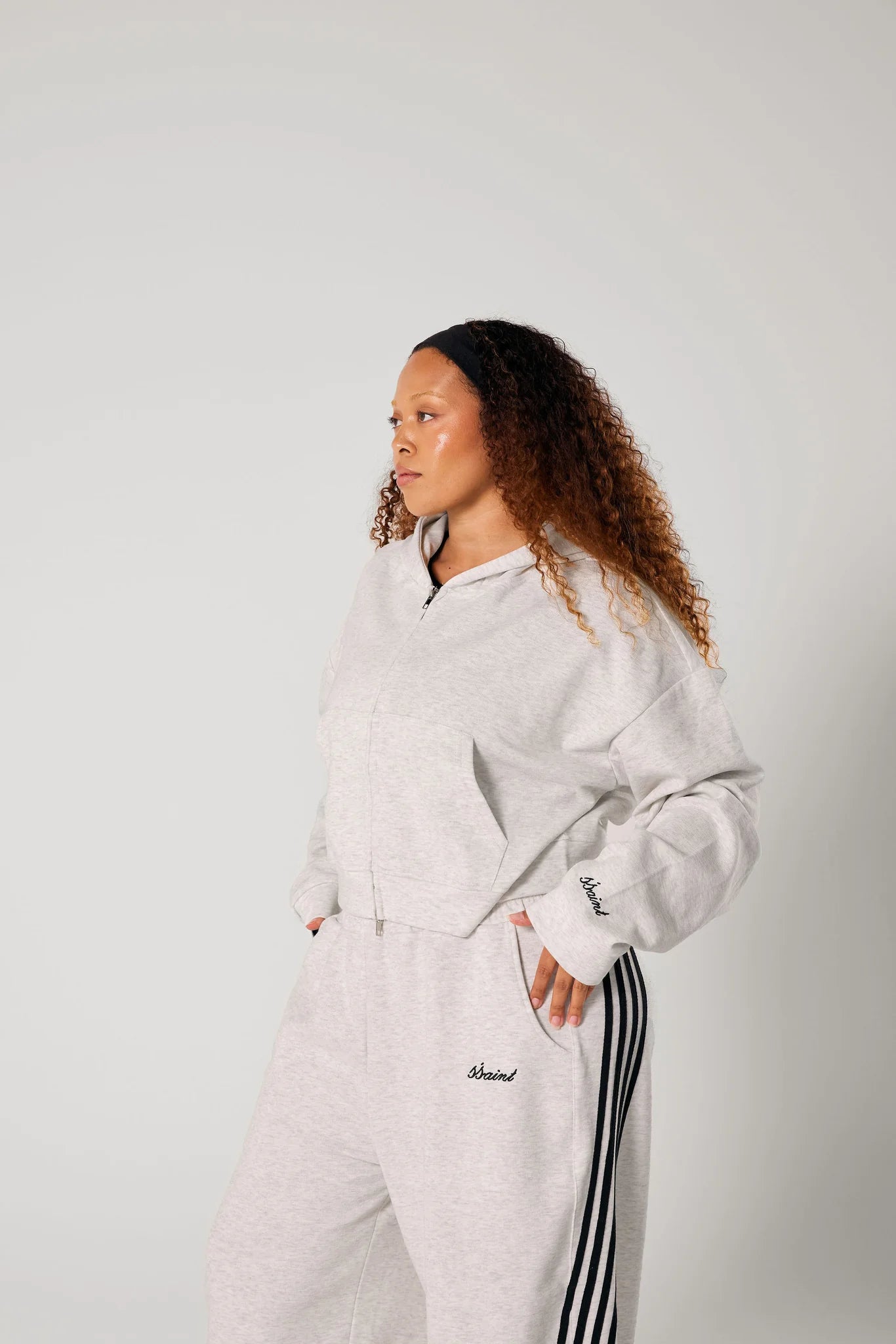 Ssaint - Cropped Hoodie - Grey
