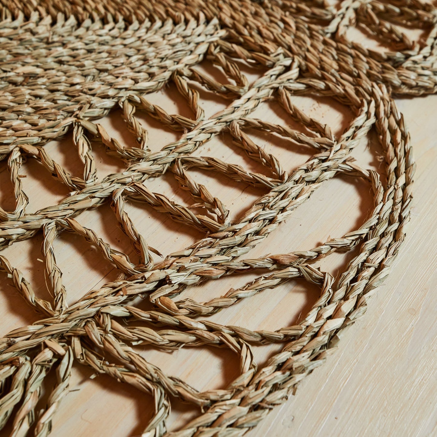 Sage X Clare - Sahana Round Seagrass Rug