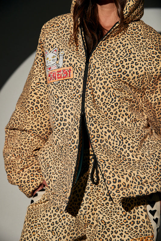Sabbi - The Big Cat Energy Puffer - Drill Leopard