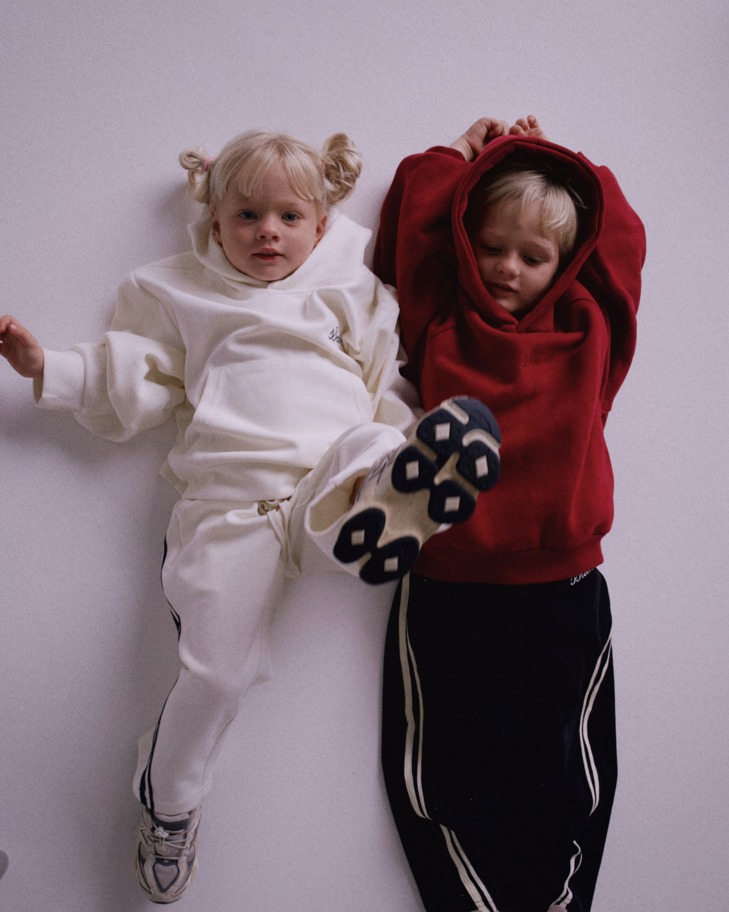 SŚAINT - KIDS SŚAINT TONAL HOODIE - CHERRY