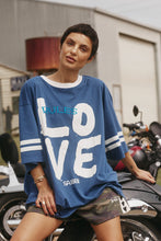 Load image into Gallery viewer, Sabbi - The Very Oversized Love Revolution Tee - Blue
