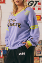 Load image into Gallery viewer, Sabbi - The Born Original V Neck Crew - Lilac
