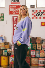 Load image into Gallery viewer, Sabbi - The Born Original V Neck Crew - Lilac
