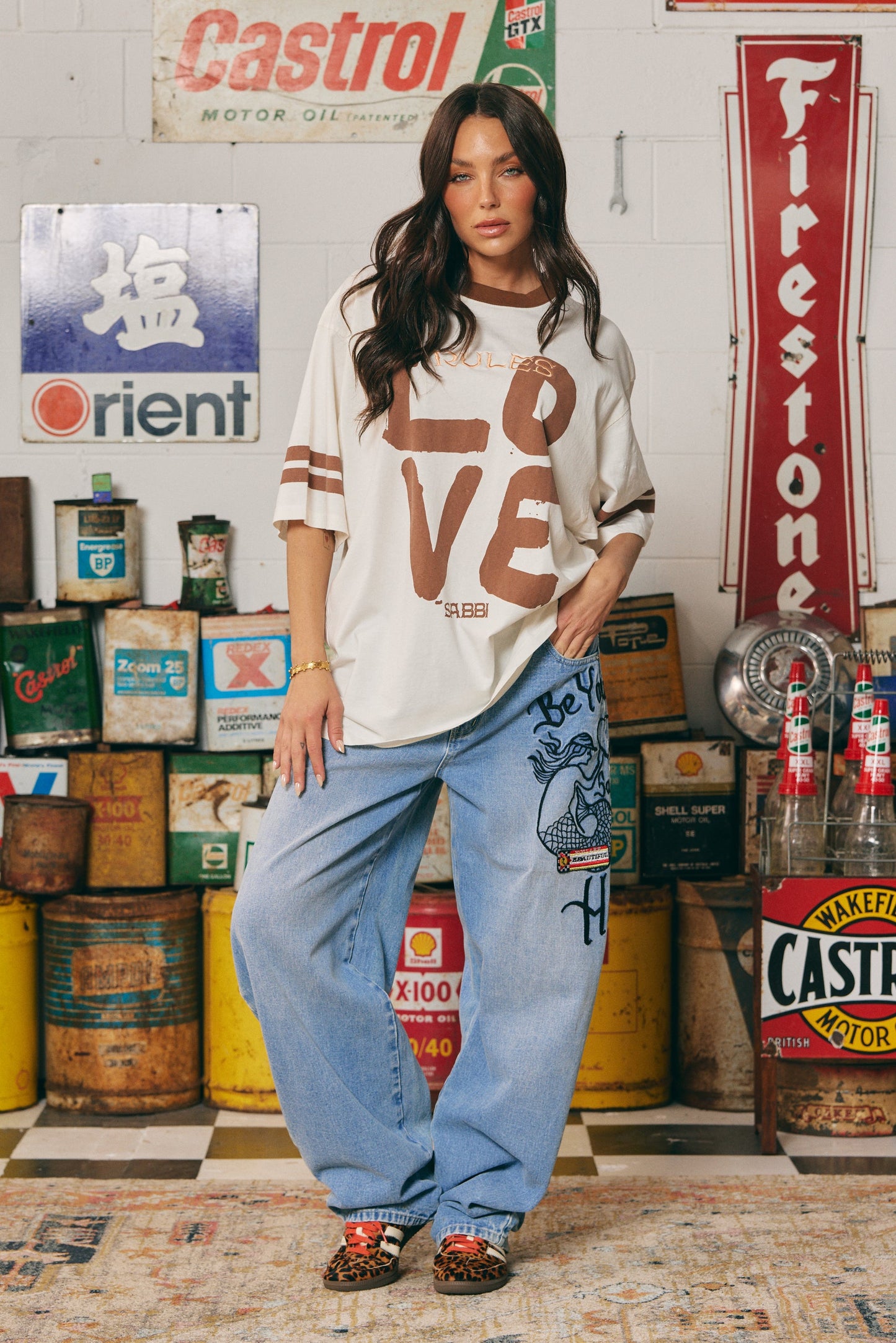 Sabbi - The Very Oversized Love Revolution Tee - Off White