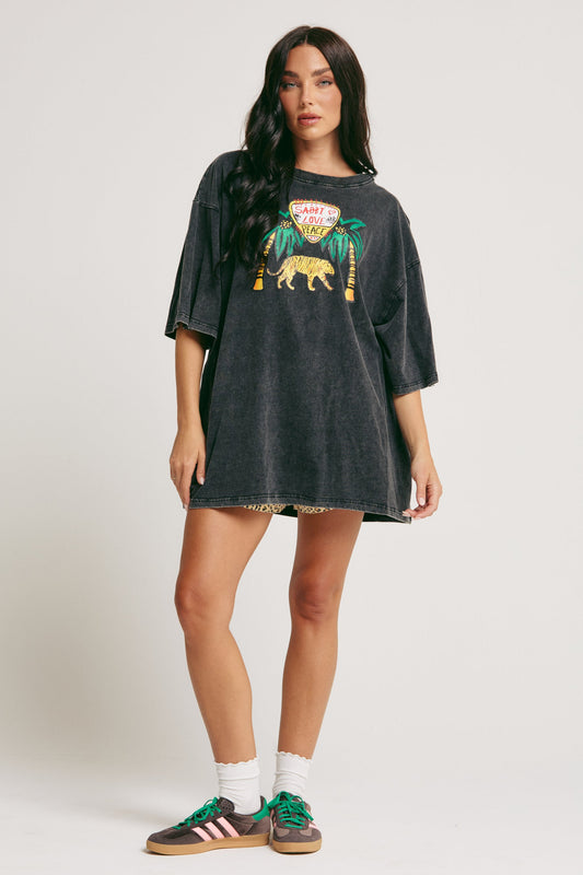 Sabbi - The Big Love Elephant Safari Tee - Black