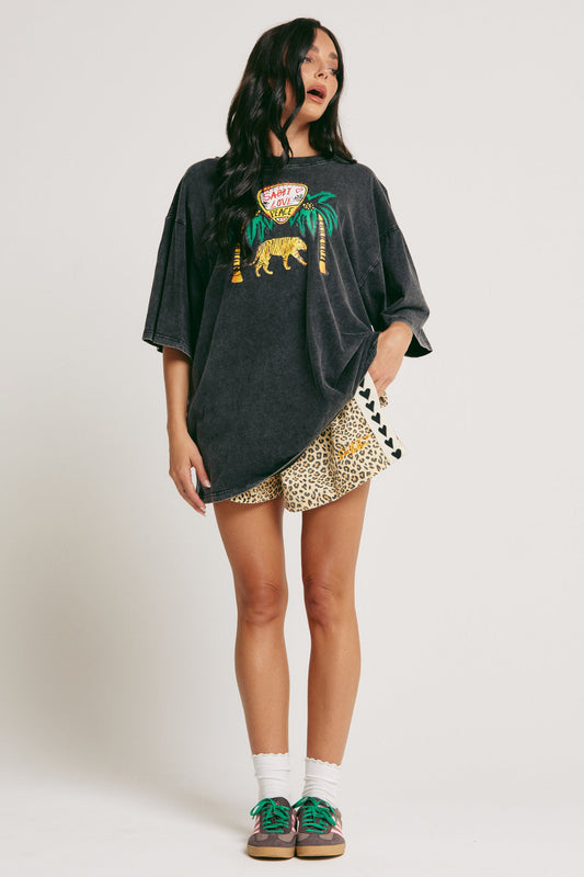 Sabbi - The Big Love Elephant Safari Tee - Black