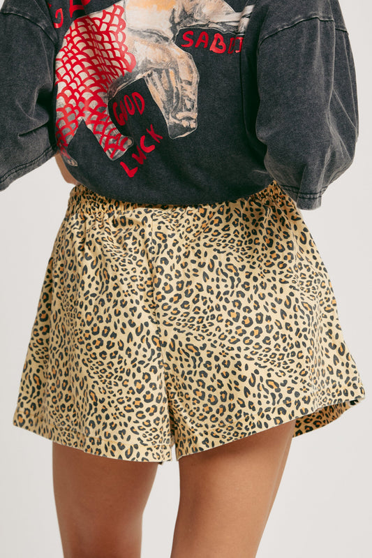 Sabbi - The Leopard Drill Mini Short