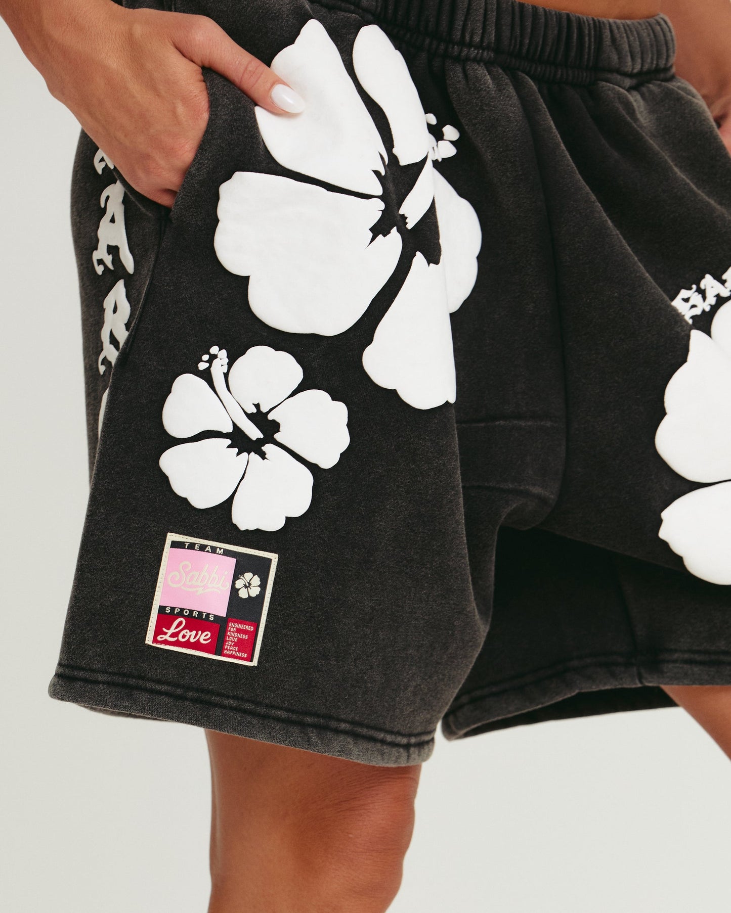 Sabbi - The Happy Hibiscus Shorts - Black