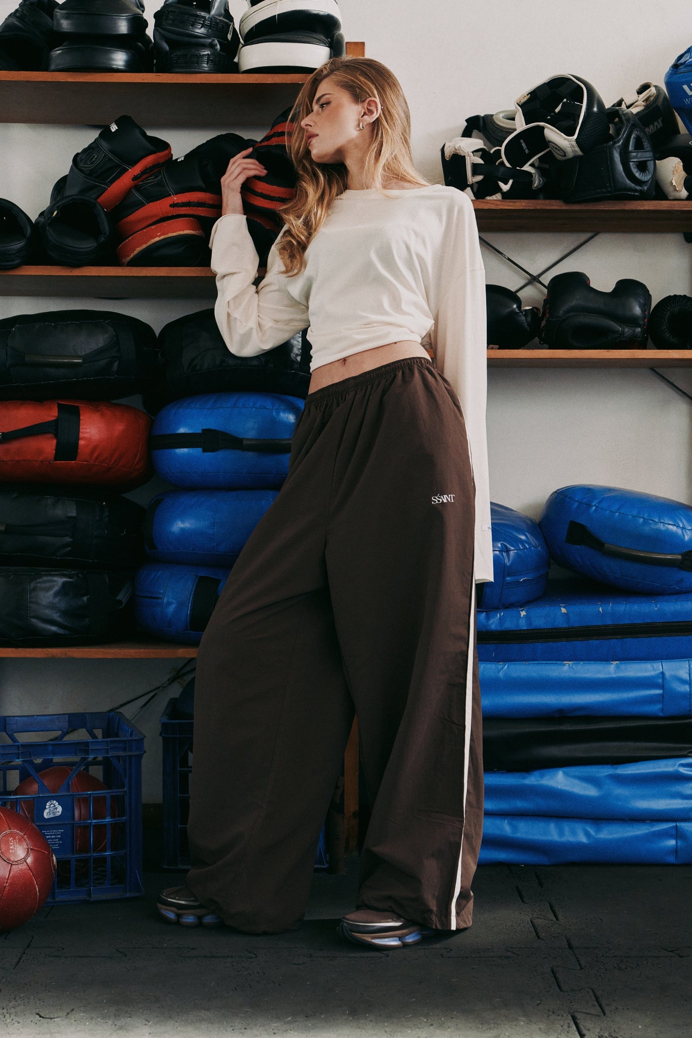 SŚAINT - FIGHT NIGHT WINDBREAKER PANT - BROWN