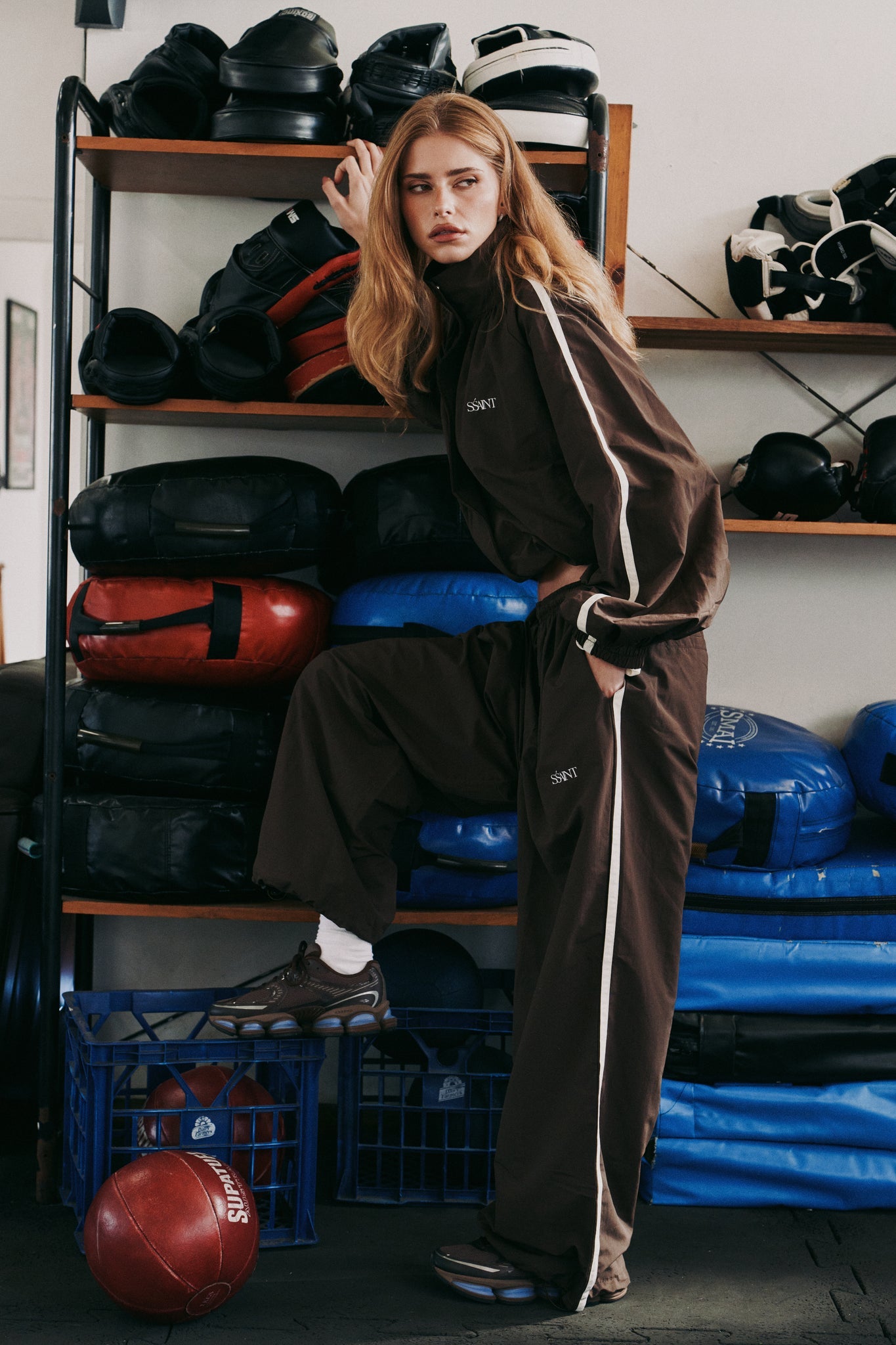SŚAINT - FIGHT NIGHT WINDBREAKER PANT - BROWN
