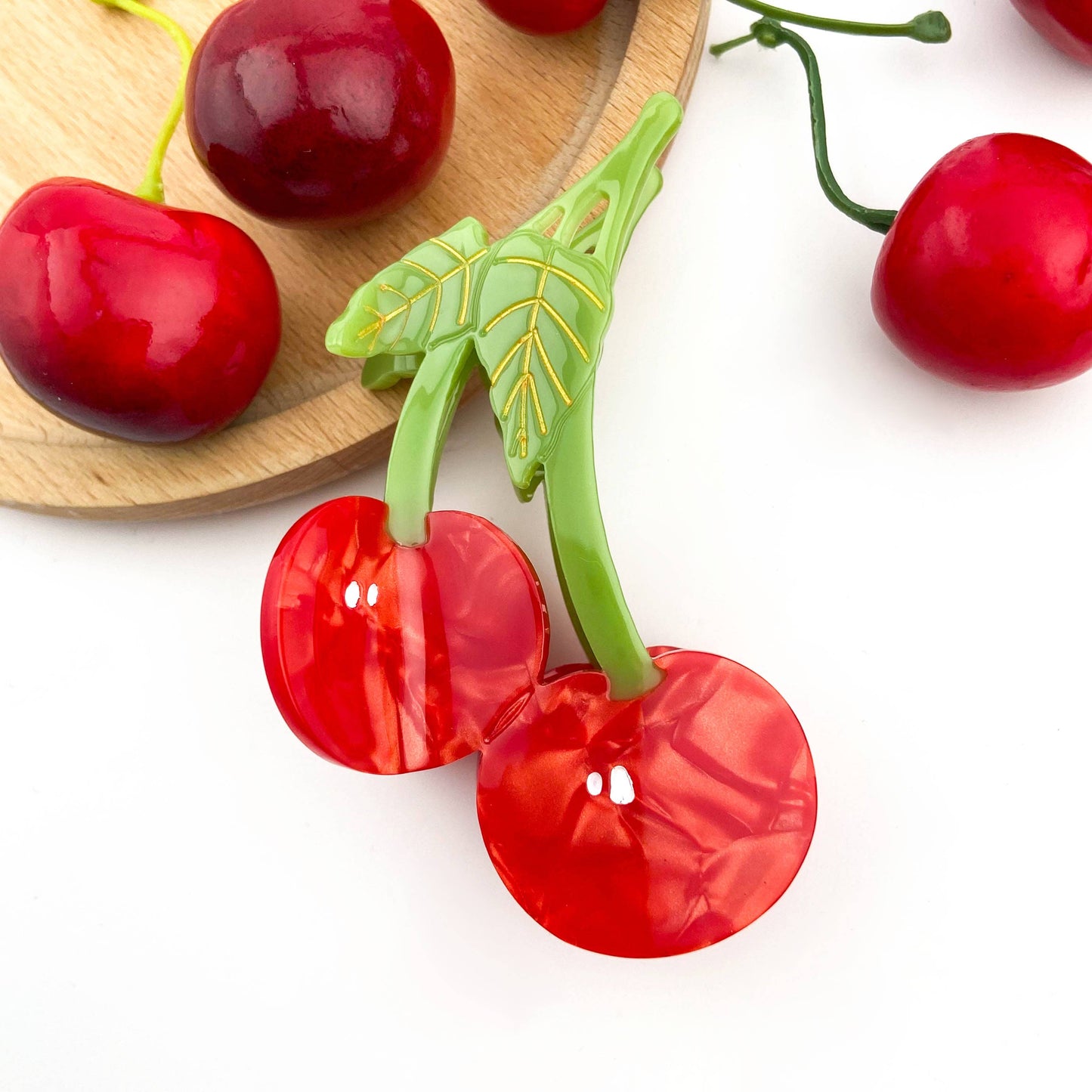 Diva - Red Cherry Claw Clip