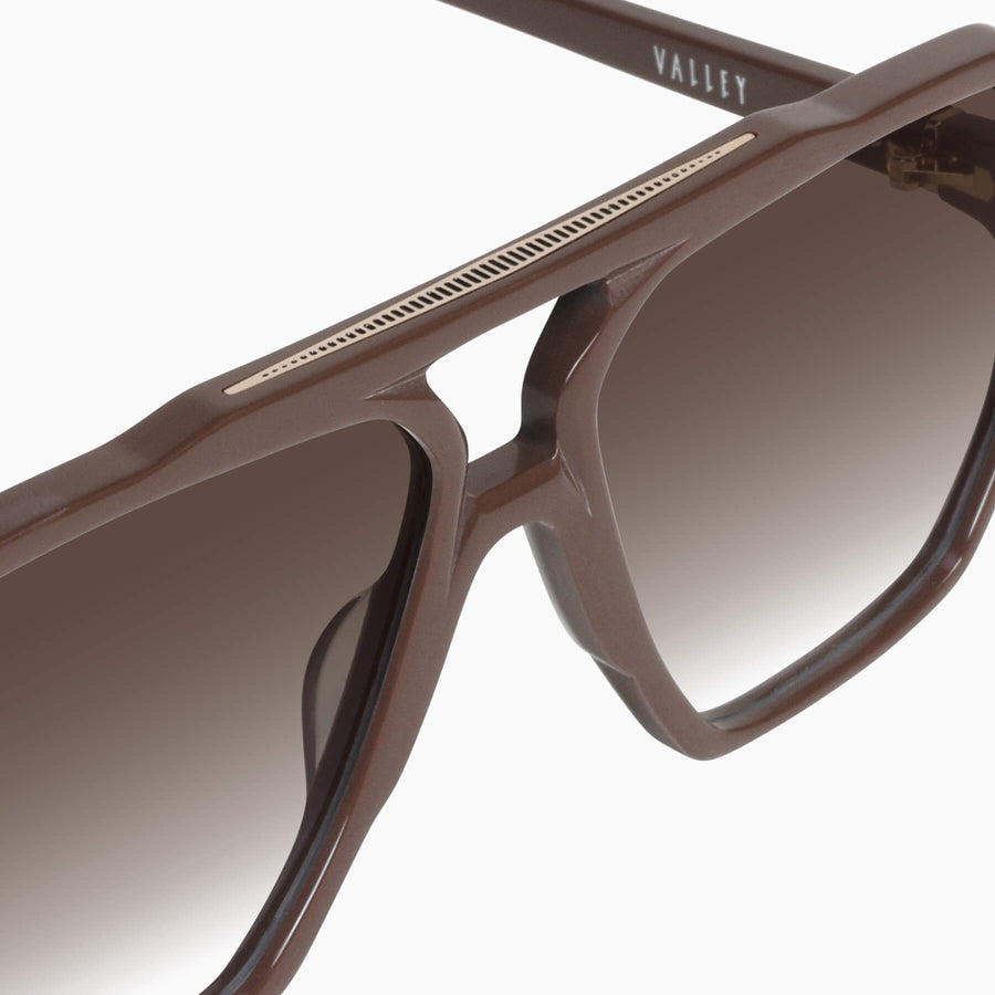 Valley Eyewear -  Rodeo - Chocolate w. Gold Metal / Brown Gradient Lens