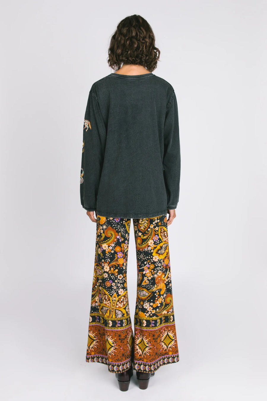 Nine Lives Bazaar - Rambler Longsleeve Tee - Stonewash