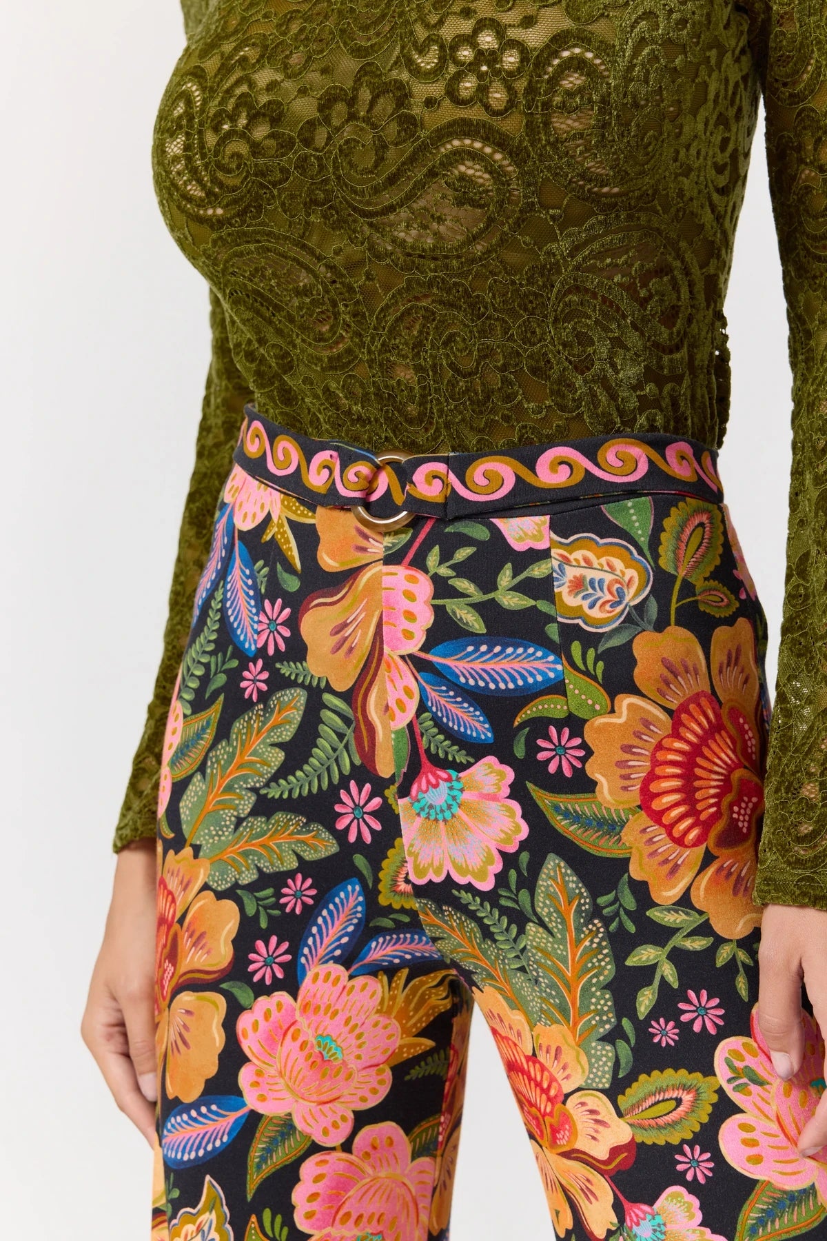 Nine Lives Bazaar - Gia Pant in Carnivale