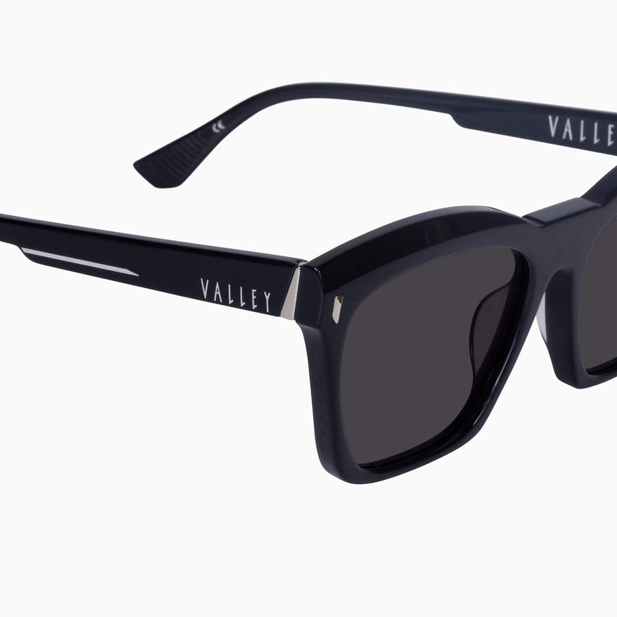 Valley Eyewear - Royale - Gloss Black w. Silver Metal / Black Lens