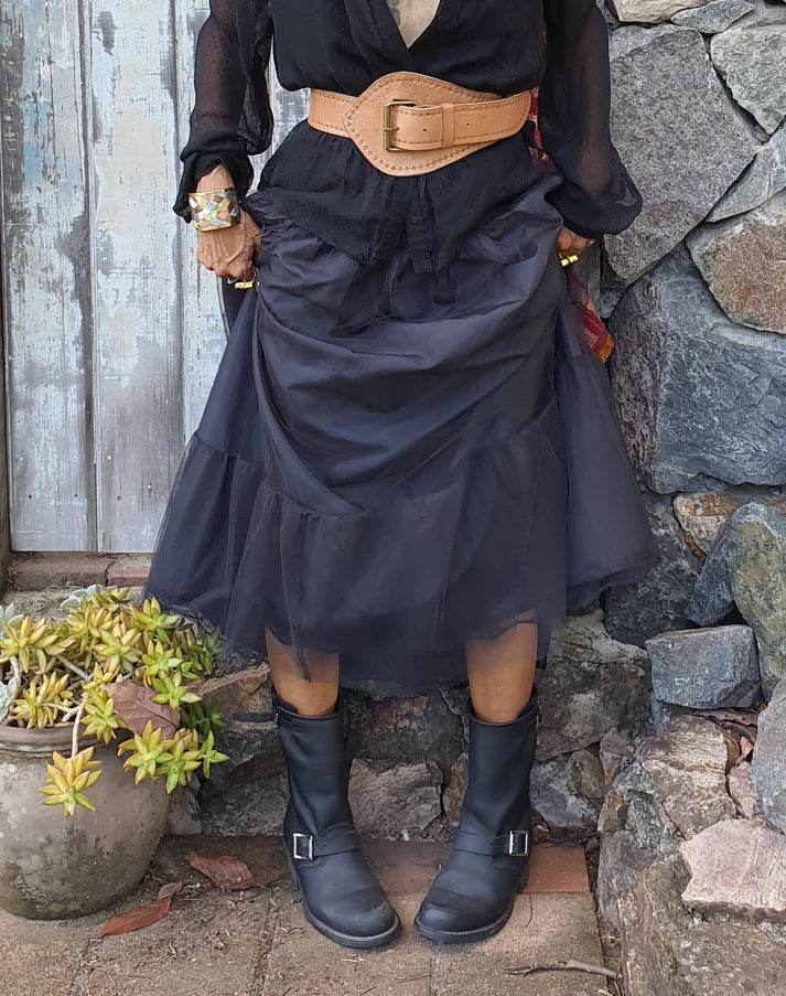 Babushka Wide Leather Belt