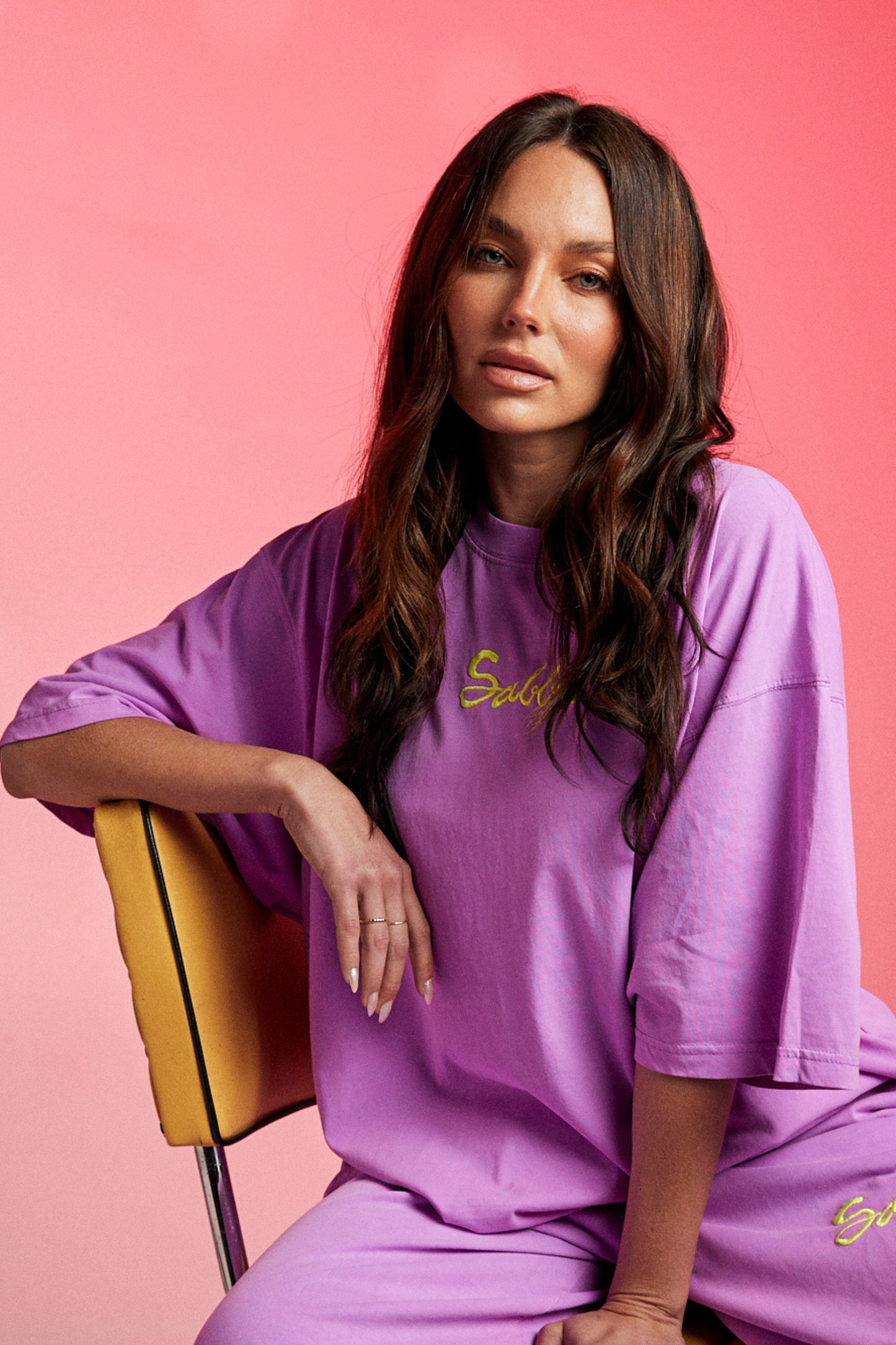 Sabbi - The Very Oversized Standout Tee - Fluro Violet
