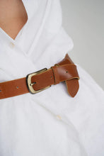 Load image into Gallery viewer, Hobo and Hatch - Classic Belt - Chestnut
