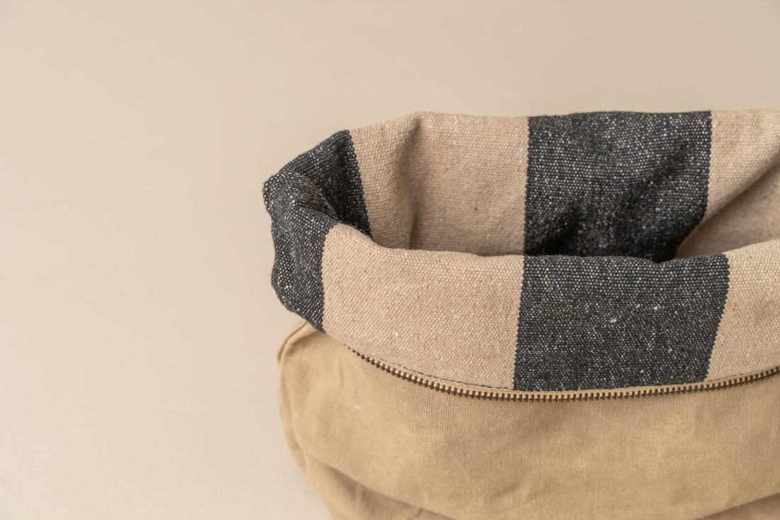 Saarde - Journey Canvas Makeup Bag