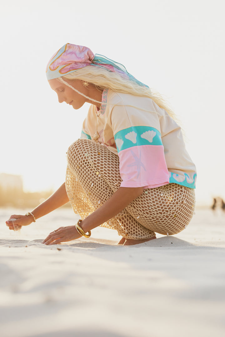 Only Lovers Left - Dolphini Boxy Tee