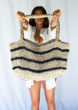 Load image into Gallery viewer, Hobo and Hatch - Elle Grande Tote
