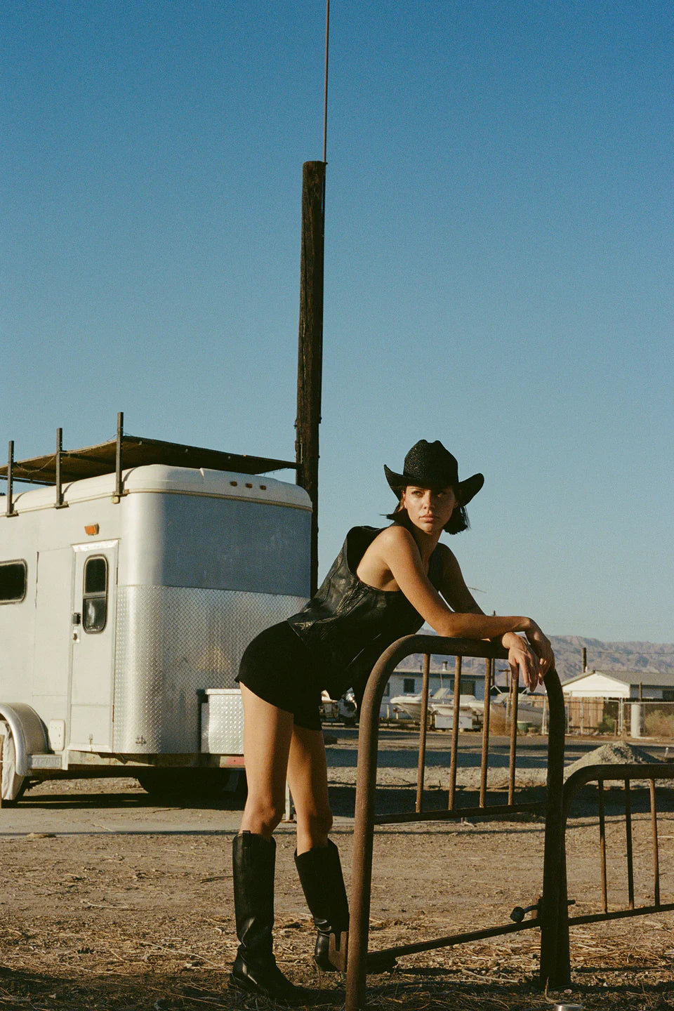 Lack Of Color - Raffia Cowboy Hat - Noir