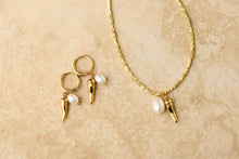 Load image into Gallery viewer, Indigo &amp; Wolfe - Perla Necklace
