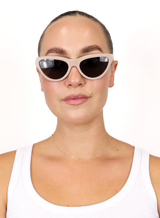 Bask - Isla - Bone / Smoke Gradient Polarised