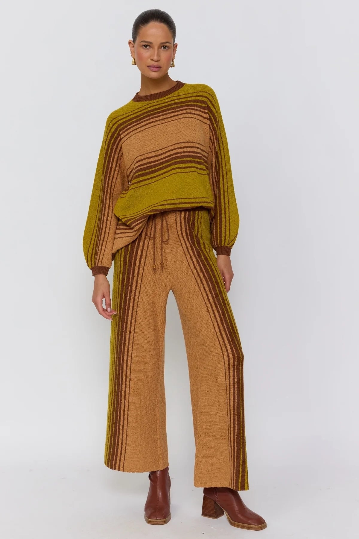 Nine Lives Bazaar - Zen Sweater - Moss