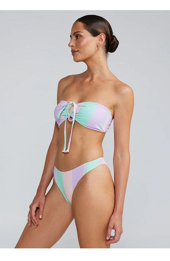 Poolside Paradiso - Sunlounger High Cut Curve Bottom