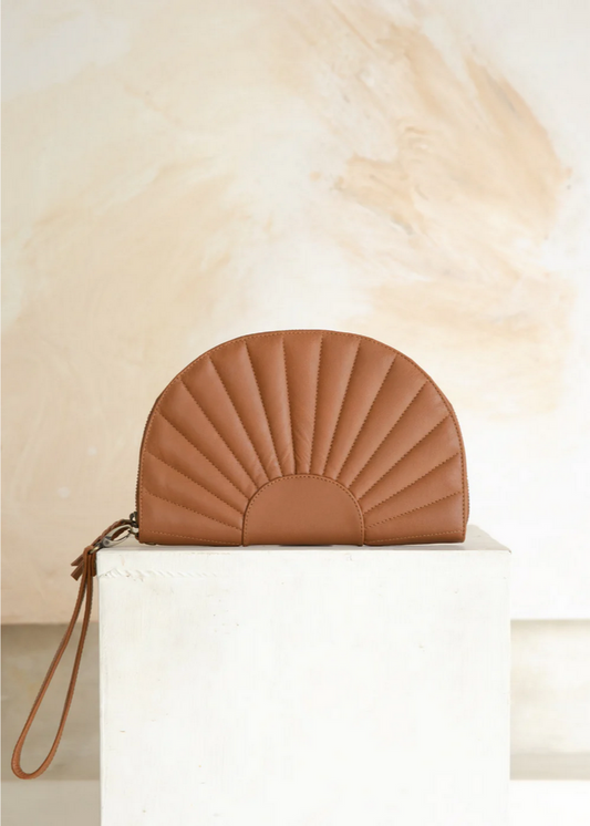 Hobo and Hatch - Soleil Clutch - Tan