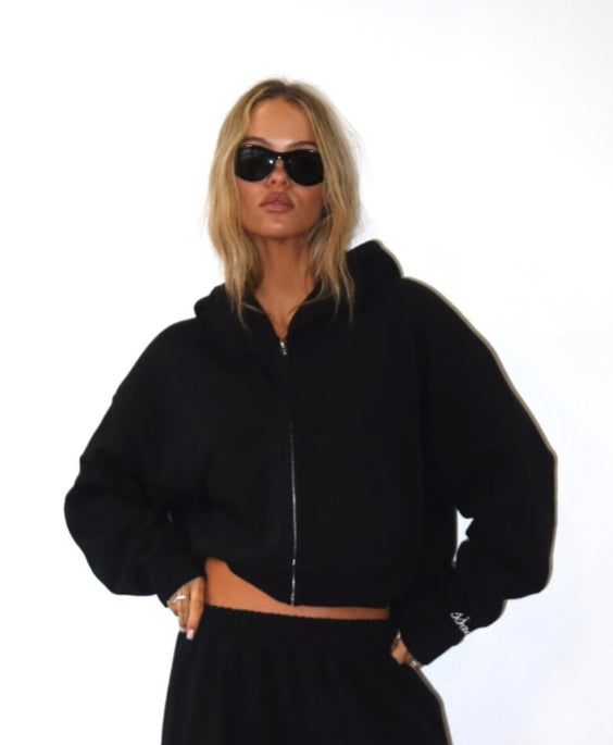 SŚAINT CROPPED HOODIE - BLACK & BUTTER