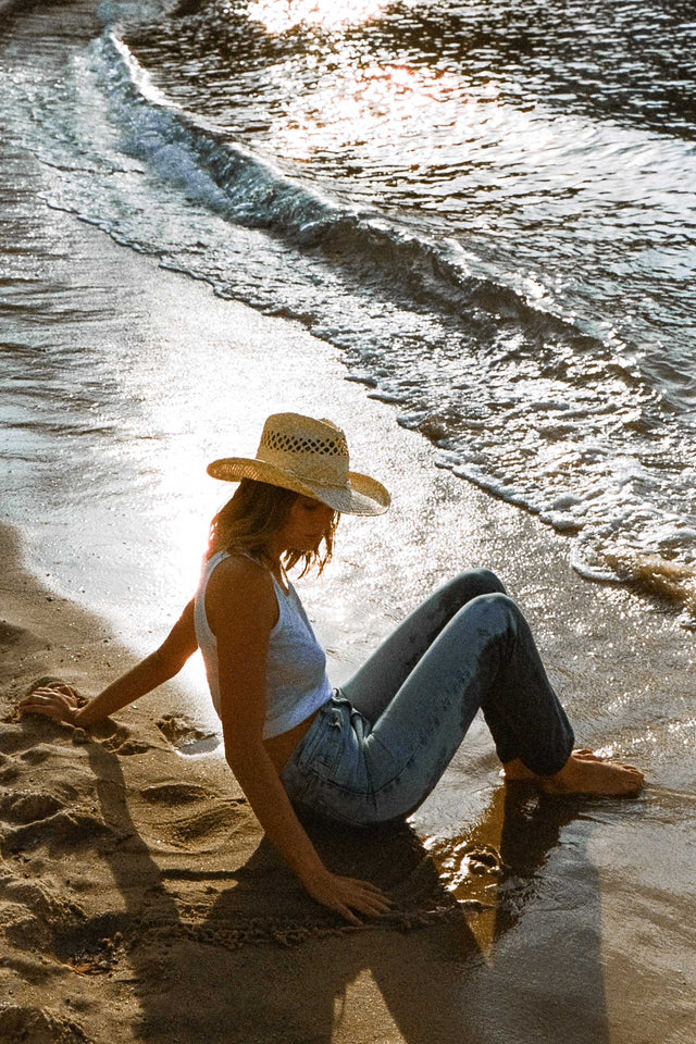Lack Of Color - Seashells Cowboy