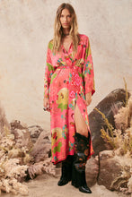 Load image into Gallery viewer, Spell - Libertine Reversible Robe - Cayenne
