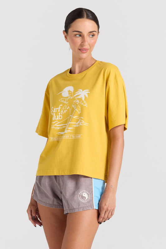 Poolside Paradiso X T&C Surf - Surf Club Tee - Sunny