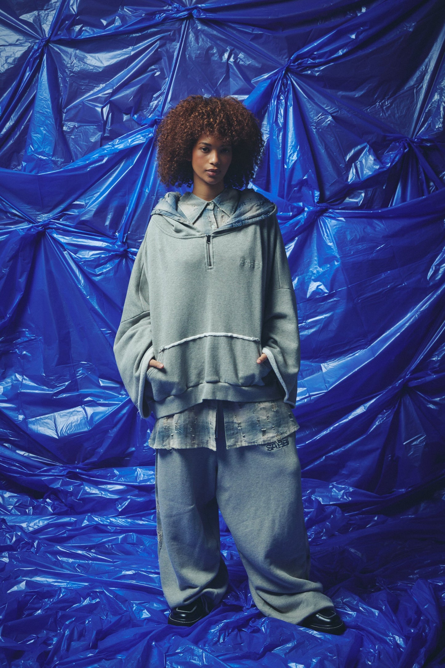 Sabbi - THE BE A KIND HUMAN HOODIE - BLUE