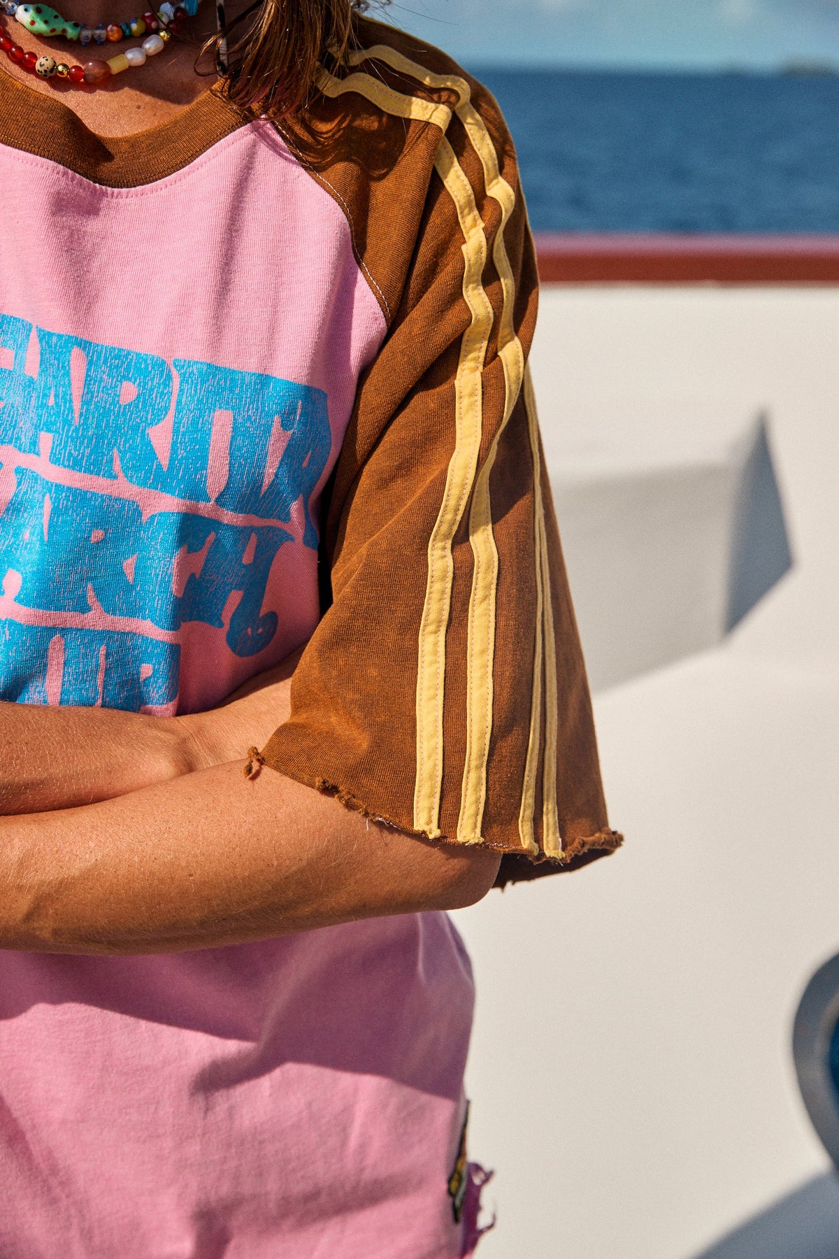 Sabbi - THE MARGIE RESEARCH GROUP TEE - PINK