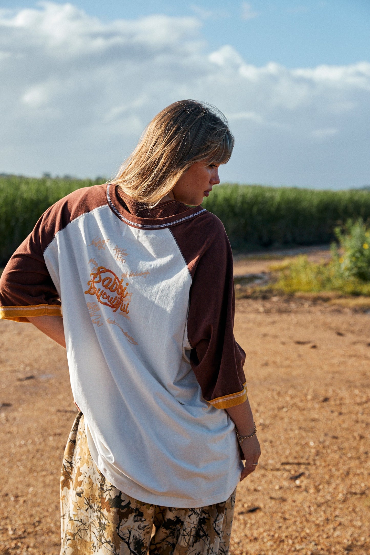 Sabbi - THE VERY OVERSIZED LUCKY DUCK RAGLAN TEE