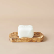 Load image into Gallery viewer, Saarde - Olive Wood - Soap Dish
