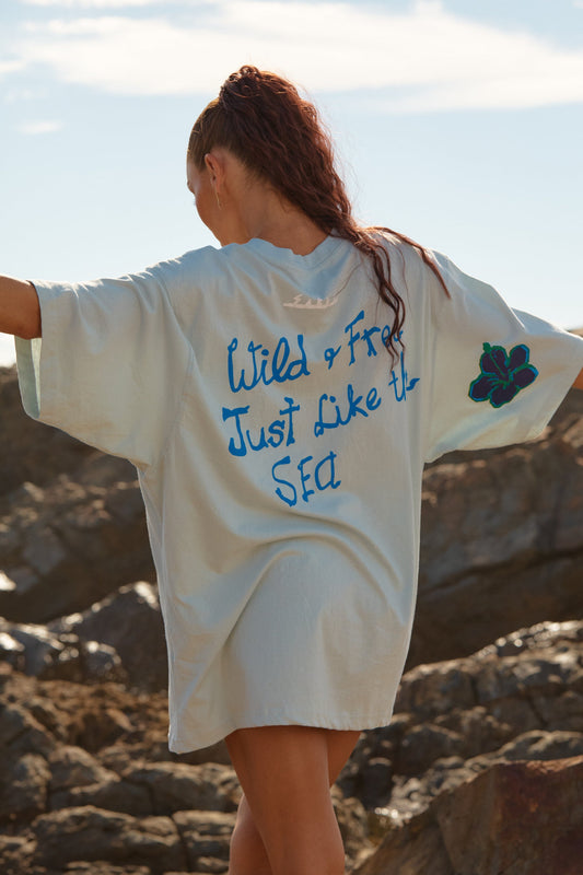 Sabbi - The Very Oversized - Resting Beached Face Tee - Sky Blue